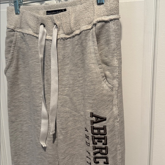 Abercrombie & Fitch Sweatpants Size M - Picture 4 of 7